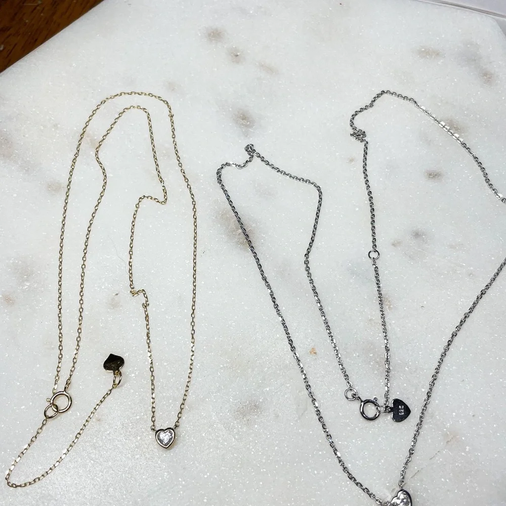 14k Gold Dainty .2ct heart necklace - Picture 2 of 8